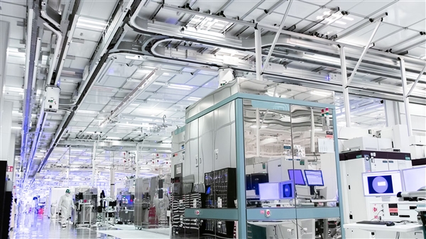 s_24c979873df24280b87f4f57e5f21684.jpg s_24c979873df24280b87f4f57e5f21684.jpg