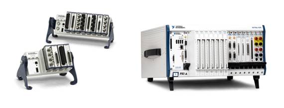 NI CompactDAQ (左) 和 PXI (右)机箱通过使用共同的背板时钟，在多个I/O模块之间同步