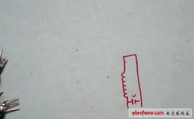 做成功的发射线圈有28圈，接收有62圈（用电机里面的铜丝绕的）直径3cm